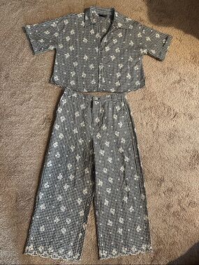 NWOT Zara Black and White Gingham Floral Two-Piece Summer Set.
